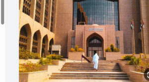 What is the minimum salary required for a salary transfer account in Dubai?