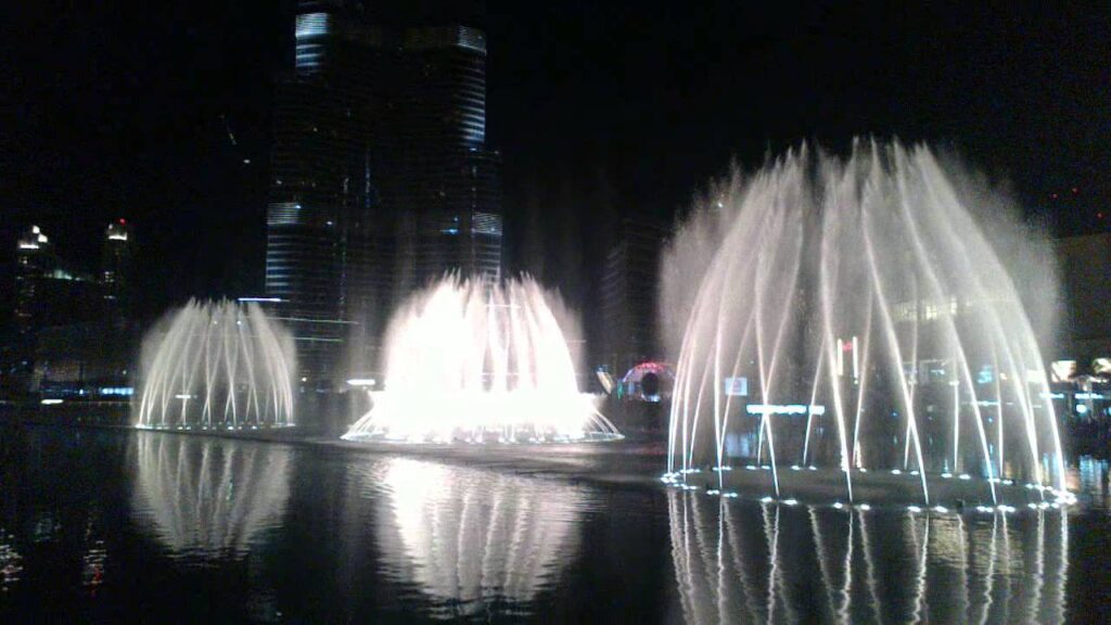Dubai Fountain - UAE National Anthem - 41st UAE National